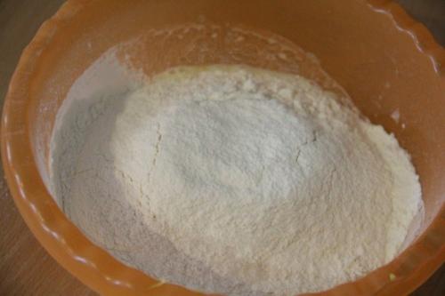 Оладьи на кефире пышные с лимоном. Оладьи на кефире с лимоном 05