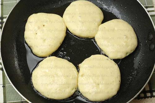 Пышные банановые оладьи на кефире. Оладьи с бананами на кефире