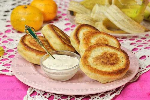 Пышные банановые оладьи на кефире. Оладьи с бананами на кефире