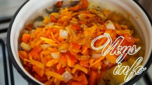 Тушеная картошка с грибами. Как приготовить тушеную картошку с лесными грибами