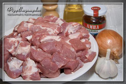 Мясо прессованное в ветчиннице. 