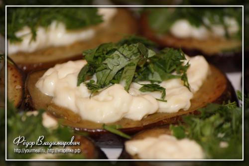 Баклажаны в сливочном соусе с чесноком. Баклажаны с чесночным соусом.