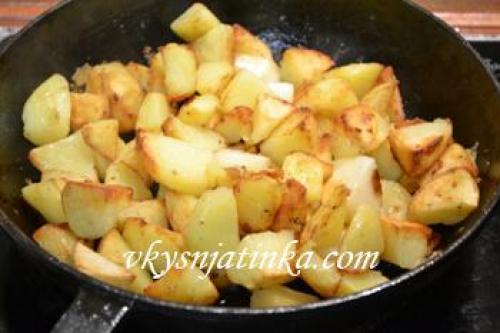 Картошка с грибами жареная с беконом. Картофель с грибами и беконом 11 Картошка с грибами жареная с беконом. Картофель с грибами и беконом 11