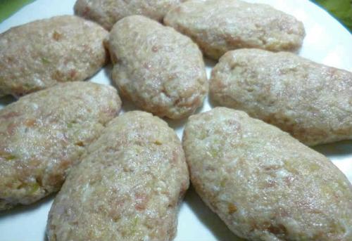 Очень вкусные котлеты. Котлеты из фарша классический рецепт с хлебом