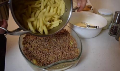 Запеканка с макаронами, как в детском саду с фаршем. Рецепт с пастой в мультиварке Этот рецепт - аналог творожно-вермишелевой запеканки, как в детском саду. Только отличается он необычной подачей. Трубочки пасты выкладываются таким образом, что готовый ку 11 Запеканка с макаронами, как в детском саду с фаршем. Рецепт с пастой в мультиварке Этот рецепт - аналог творожно-вермишелевой запеканки, как в детском саду. Только отличается он необычной подачей. Трубочки пасты выкладываются таким образом, что готовый ку 11