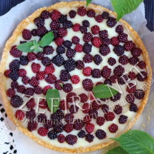 Пирог с ожиной. Песочный пирог с ежевикой и заварным кремом