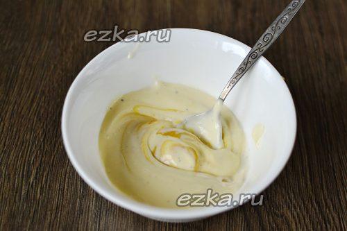 Салат с сердцем свиным слоеный. Слоёный салат из свиного сердца с солеными огурцами