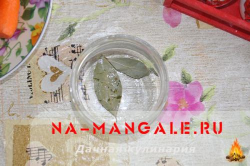 Маринованная морковь. Острая маринованная морковь с чесноком и перцем