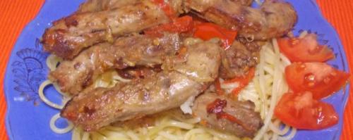 Куриные шейки рецепт на сковороде. Тушеные куриные шеи к макаронам – рецепт