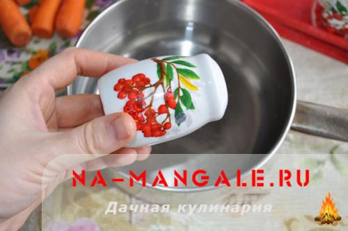 Маринованная морковь. Острая маринованная морковь с чесноком и перцем