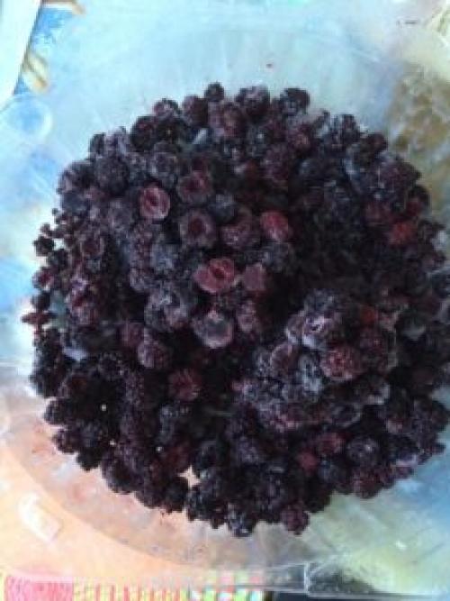 Шарлотка с ежевикой и яблоками. Пирог с ежевикой и яблоками