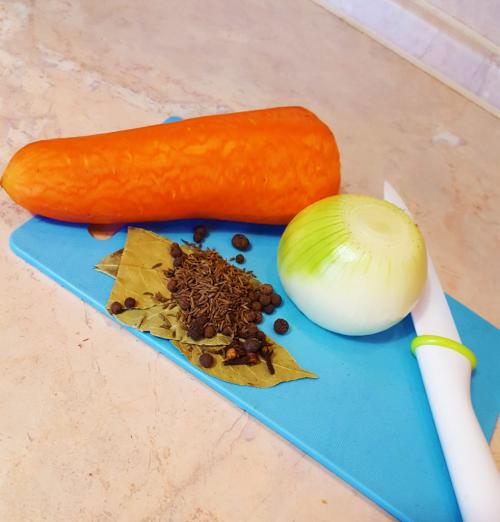 Рулька вареная в пиве и запеченная в духовке. Рулька, пиво и духовка. Готовим вепрево колено