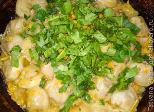 Пельмени жареные с овощами. Жареные пельмени с овощами, рецепты с фото