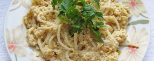 Макароны с индюшиным фаршем. Спагетти по-флотски с индюшиным фаршем и сыром