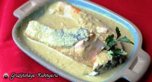 Рыба под соусом сациви. Сациви из рыбы. Грузинский рецепт