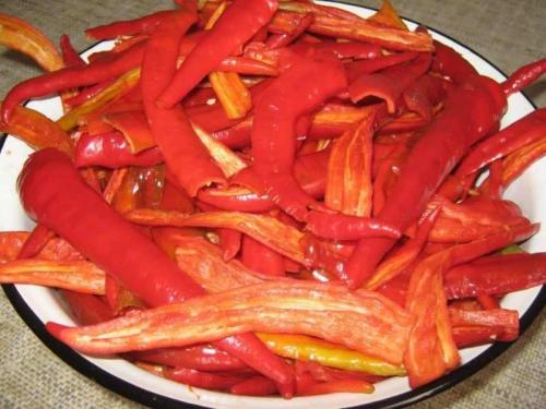 Лечо с чили перцем. Ингредиенты : 20 Лечо с чили перцем. Ингредиенты : 20