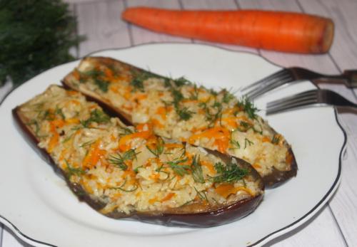 Баклажаны фаршированные рисом и овощами