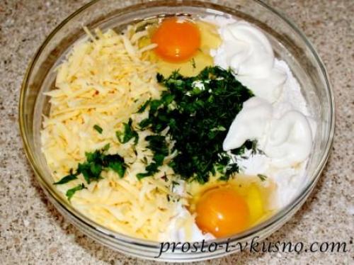 Маффины с курицей на молоке. Маффины с курицей и сыром