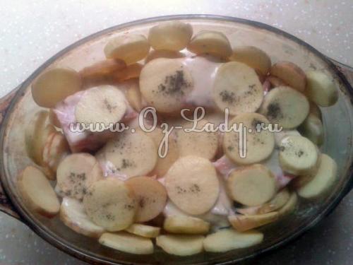 Форель в майонезе в духовке. Форель запеченная в духовке с картофелем под сыром и майонезом