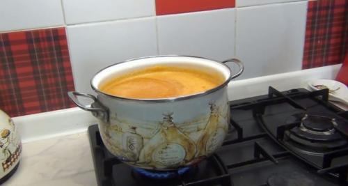 Помидоры в собственном соку в микроволновке. Простой рецепт помидоров в собственном соку: консервируем без стерилизации