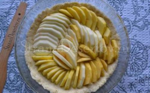Яблочный пирог в сметанной заливке рецепт. Цветаевский пирог с яблоками со сметанной заливкой