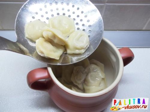 Пельмени по купечески. Пельмени в горшочках по-царски (фото-рецепт)