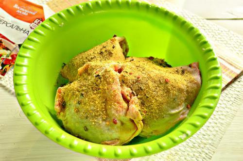 Чахохбили из бедрышек. Чахохбили из куриных бедер на сковороде