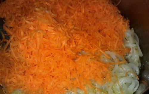 Лечо на зиму с перцем и помидорами. Вкусное лечо на зиму с базиликом, красными помидорами и болгарским перцем