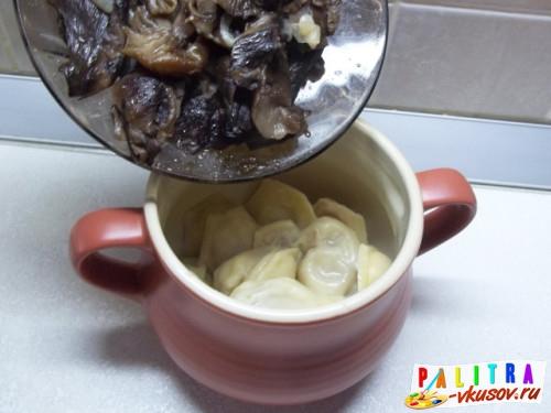 Пельмени по купечески. Пельмени в горшочках по-царски (фото-рецепт)