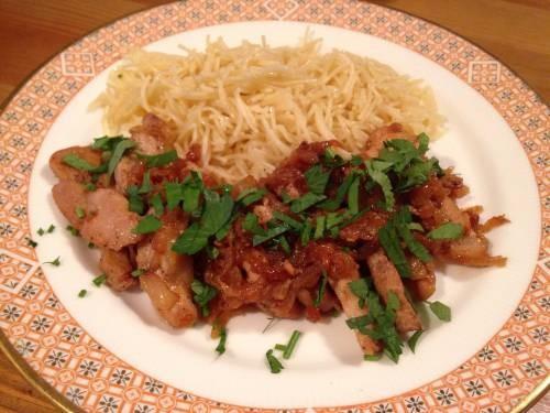 Индейка тушеная с яблоками рецепт. Индейка тушеная с яблоками 01