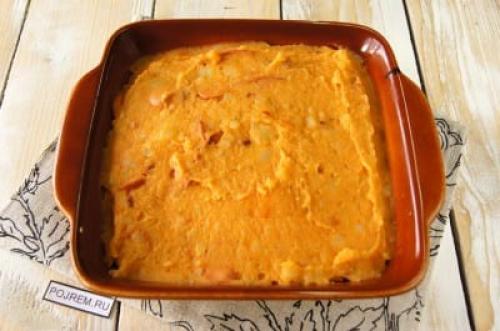 Запіканка з картоплі і сосисок. Рецепт: