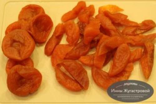 Мясо с курагой рецепт. Говядина с луком и курагой в собственном соку