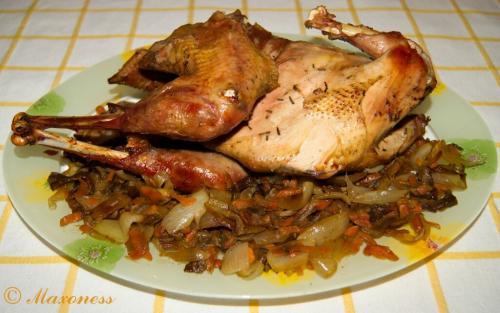 Фаршированный петух в духовке. Петух, фаршированный белыми грибами