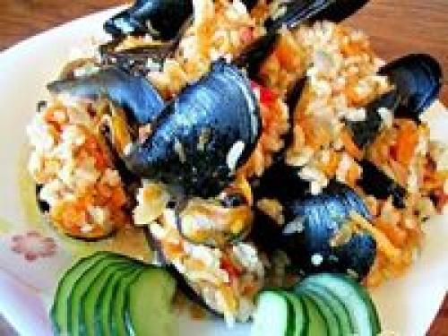 Мясо с курагой и изюмом. Плов из курицы с сухофруктами