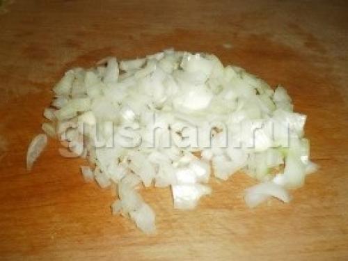 Как потушить куриную печень. Тушеная куриная печень