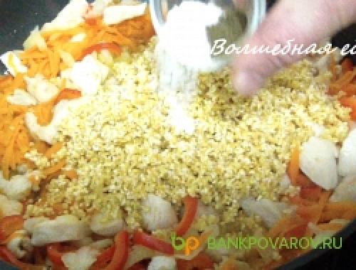 Пшеничная каша с курицей рецепт. Пшеничная каша с курицей в горшочке