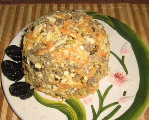 Салат с сердцем и черносливом. Рецепт первый: Салат с черносливом и свиным сердечком