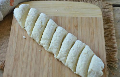 Ленивые вареники с творогом несладкие. Готовим ленивые вареники с творогом