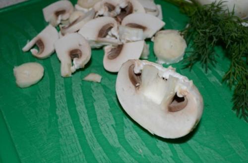 Кальмары фаршированные сыром. Фаршируем кальмары яйцом, грибами и сыром