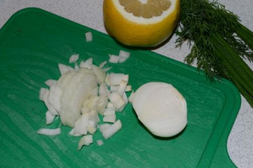 Кальмары фаршированные сыром. Фаршируем кальмары яйцом, грибами и сыром