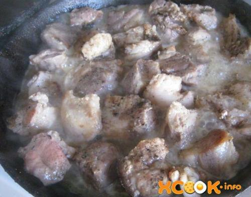 Шашлык в духовке на сковороде из свинины. Шашлык с луком на сковороде из свинины –, как пожарить с уксусом, пошаговый рецепт с фото 06 Шашлык в духовке на сковороде из свинины. Шашлык с луком на сковороде из свинины –, как пожарить с уксусом, пошаговый рецепт с фото 06