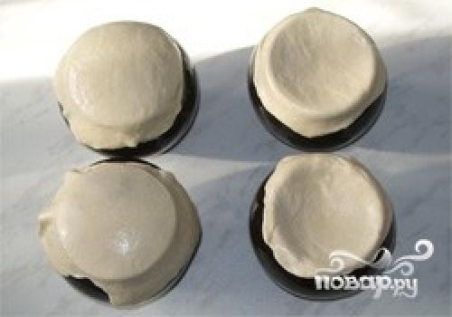 Пельмени в горшочках с печенью