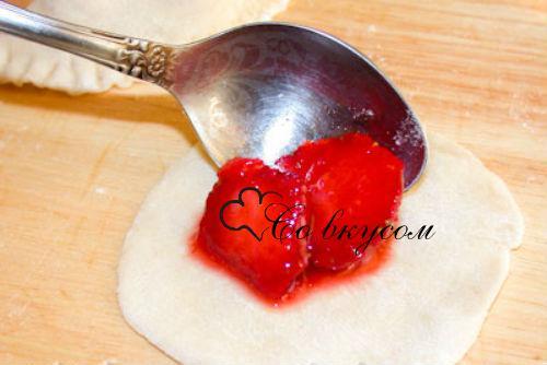 Вареники с ягодами на кефире. Рецепт приготовления вареников с начинкой из ягод