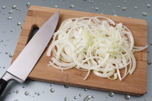 Картошка с беконом и луком в духовке. Как приготовить картошку с беконом — рецепт запеченной картошки в духовке с пошаговыми фото