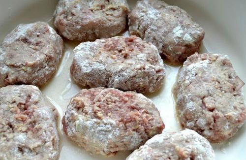 Котлеты из кабачков с сыром. Котлеты из кабачков с фаршем — самый вкусный рецепт