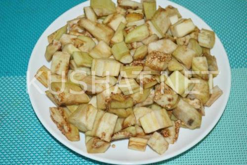 Тушеные кабачки с баклажанами и перцем. Тушеные овощи с баклажанами и кабачками — рецепт