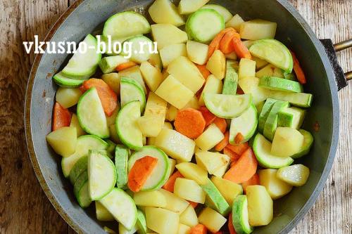 Рагу овощное с томатным соком. Рецепт вкусного овощного рагу с помидорами