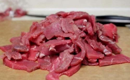 Мясо по грузински с солеными огурцами. Рецепт традиционной грузинской солянки