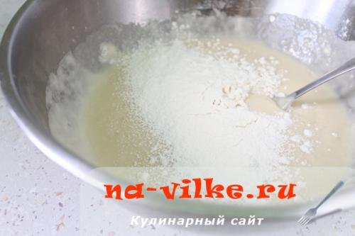 Заварное тесто на пирожки на сковородке.