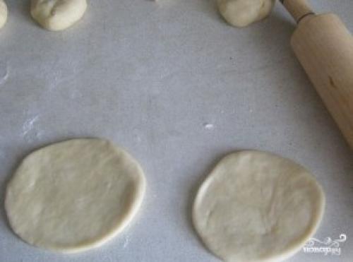 Пельмени в горшочках с печенью